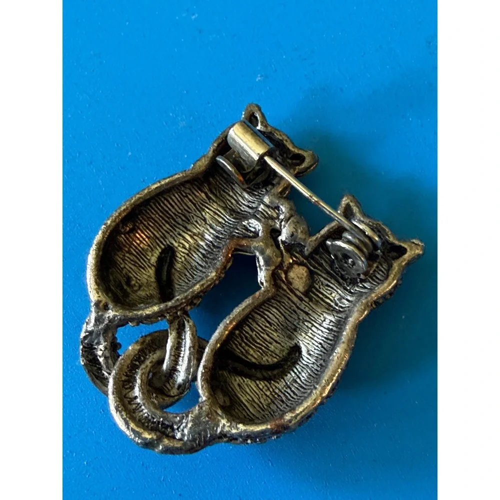 Vintage Cat‎ Brooch Silver Tone Marcasite Style Kitten Pin
